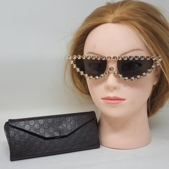 Gucci Hollywood Forever Sunglasses Crystals Gold Cat Eye GG0364S 002 53-18-140 - Picture 2 of 15